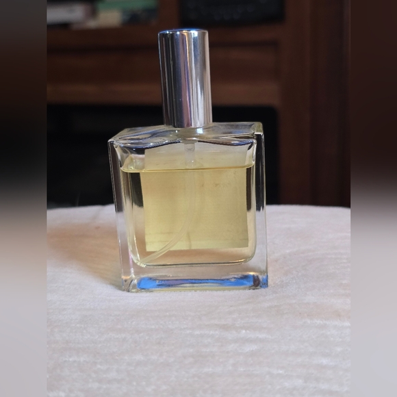 Western Skies by R. Rebellion 50 ml Eau de Parfum - Picture 2 of 5